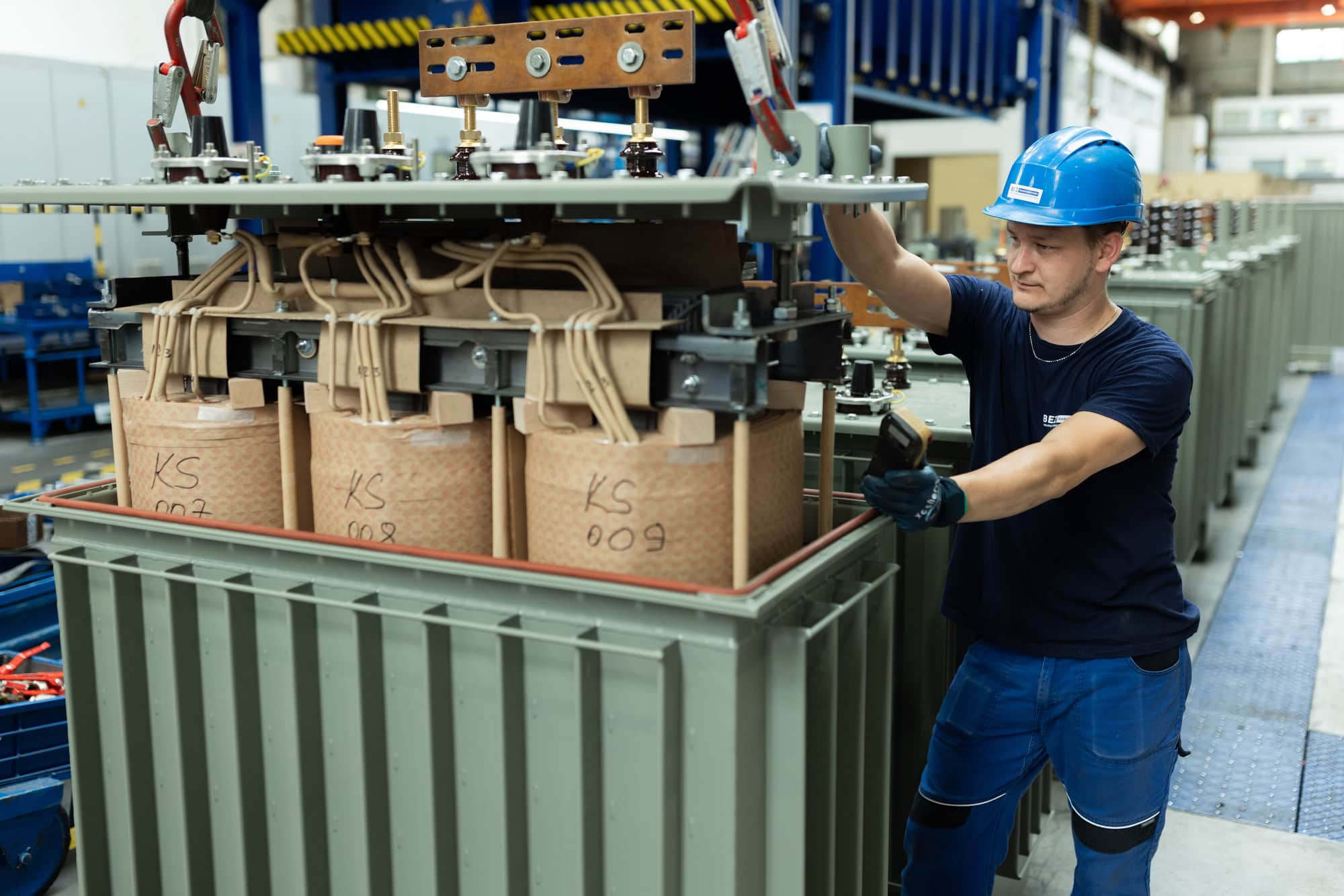 Faktoren, die die Degradation von Transformatorenöl beeinflussen